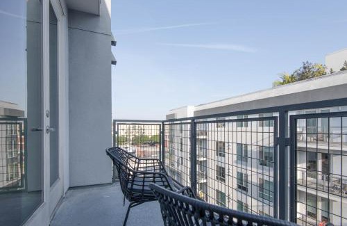 City West Apartment | Lex On Bixel Apartments
