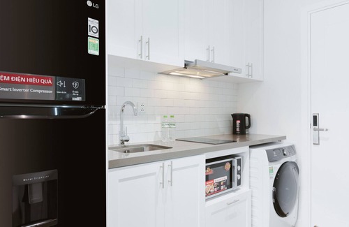Thuy Khue Apartment | Lexington Apartments - Westlake