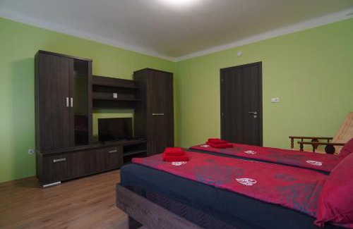 Pecs Apartment | Lia Apartman Pécs