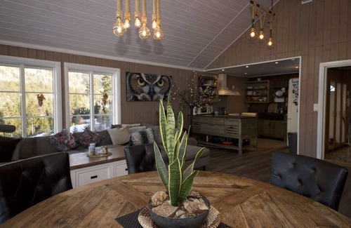 B Cottage | Libehi Panorama