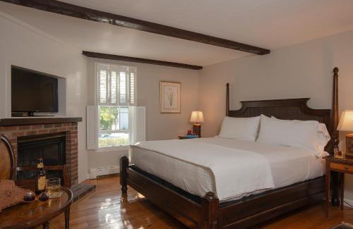 Yarmouth Port Bed & Breakfast | Liberty Hill Inn