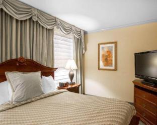 Cleburne Hotel | Liberty Hotel, an Ascend Collection Hotel