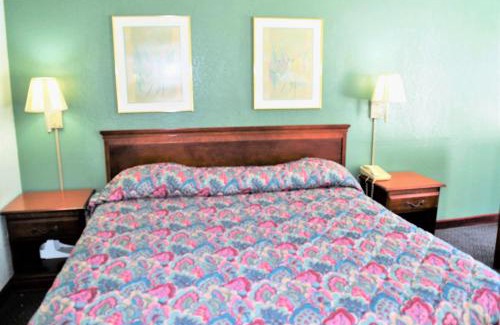 Waynesboro Hotel | Liberty Inn