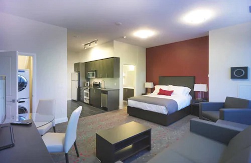 Thornhill Hotel | Liberty Suites Hotel