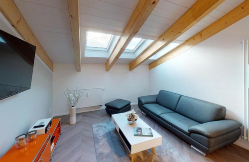 Kropeliner-Tor-Vorstadt Apartment | Lieblingsapartment No.08 mit Blick auf den Rostocker Stadthafen
