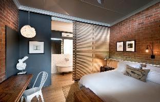 Bloemfontein Bed & Breakfast | Liedjiesbos Urban Olive Farm