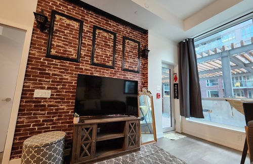 Leslieville Condo | Life's Wonder: 2 Bedroom 2 washroom Main level Historical Home Retreat With Terr