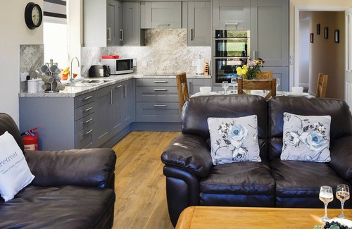 Thornhill Cottage | Liftingstane Dairy Cottage