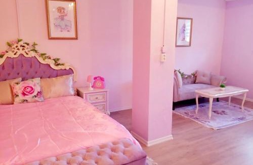Nordstadt House | Lighane's Studio with Sailor Moon Room