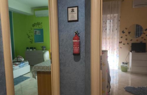 Scordia Bed & Breakfast | Light Blue Room