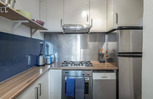 Waterloo Apartment | Light & Bright 3 bedroom in Waterloo