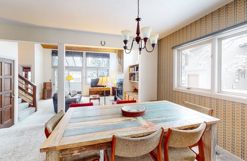 Eagle-Vail House | Light-filled, dog-friendly home with fireplace & great location near skiing/golf