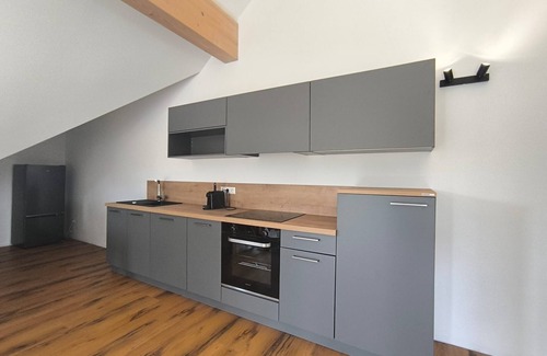 Eberstadt Apartment | Light-flooded apartment in an absolutely peripheral location in the middle of the vineyards