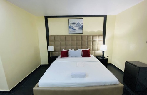 Ojodu Hotel | Light Spring Hotel