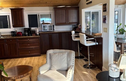 Lighthouse Cove House | Lighthouse Cove Cottage with Canal Lake Access