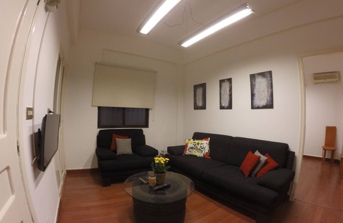 Mar Mikhael House | "Like a Local "- Cosy apartment in Central Beirut