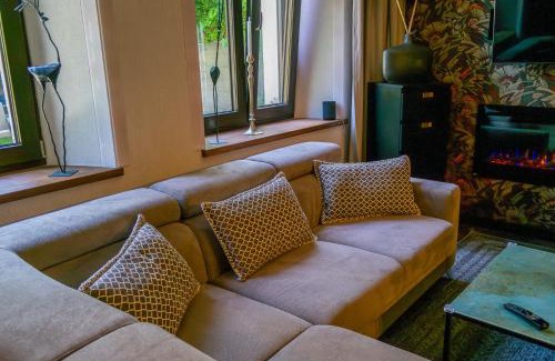 Swidnica Apartment | LIKE HOME 2 Sauna,Jacuzzi & Spa
