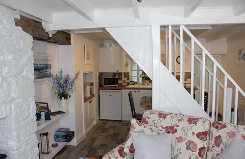 Pentewan Cottage | Lil Nauti 17th Century Cornish Cottage