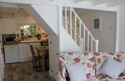 Pentewan Cottage | Lil Nauti 17th Century Cornish Cottage