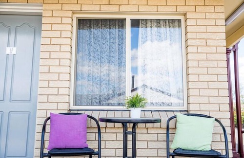 Goulburn Bed & Breakfast | Lilac City Motor Inn Standard Twin Room 21
