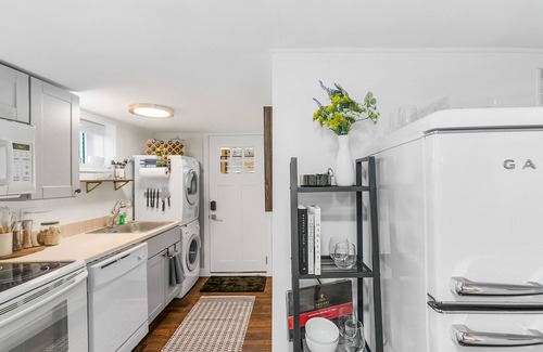 Ravenna Apartment | Lilac in Law