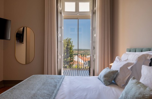 Mora House | Lilases Boutique House & Garden