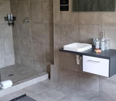 Beacon Bay House | Lilitha Boutique Hotel-East London