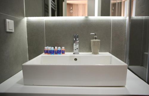 Arnavutkoy Bed & Breakfast | lily airport otel