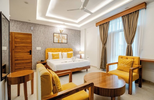 Greater Noida Hotel | Lime Tree Hotel and Banquet Greater Noida