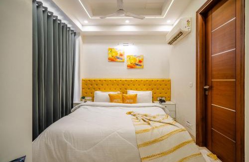 Sector 51 Hotel | Lime Tree Luxury Studio - Service Apartment Near Artemis Hospital ,Gurgaon