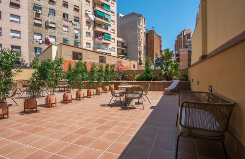 El Camp de l'Arpa del Clot Apartment | Limehome Barcelona