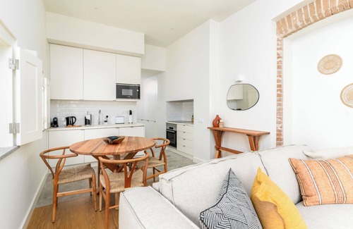 Evora Apartment | Limehome Evora Largo dos Penedos