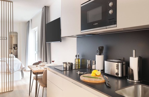 Nueva Espana Apartment | Limehome Madrid Calle Hurtado de Mendoza