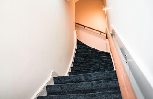 Scheveningen Apartment | Limehome The Hague Keizerstraat