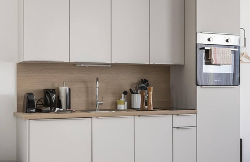 Villach Apartment | Limehome Villach Kirchenplatz