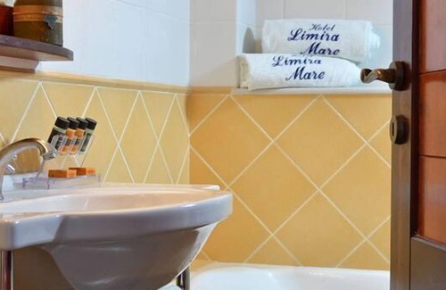 Voies Hotel | Limira Mare Hotel