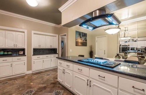 Sunrise Manor House | Limited Time Offer~nNo Cleaning Fee~nYou Save 600 Dollars~