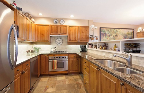Whistler Village House | Limited Time Ski Season Early Bird Offer, Home of Olympic Dreams, Ski In/Out