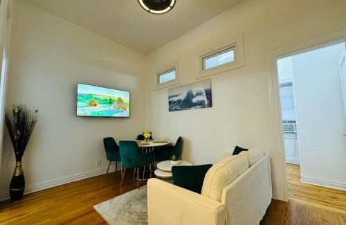 Lincoln Square Apartment | Lincoln Center New York