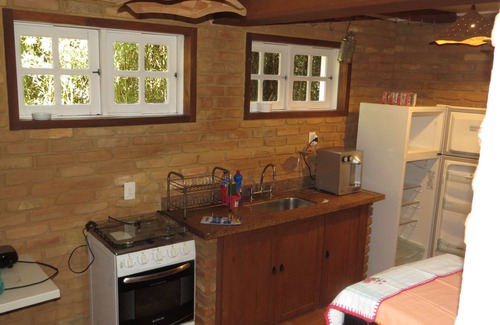 Nova Friburgo Cottage | Linda Casa em Mury, com Riacho e Lareira