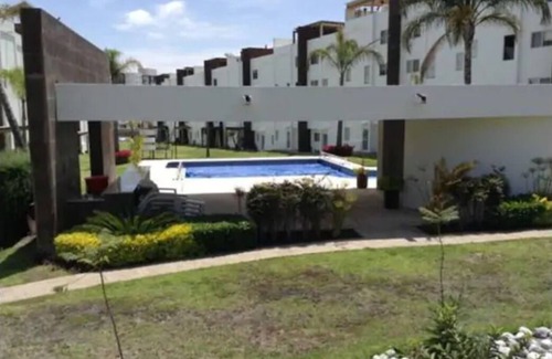 Juriquilla House | Linda casa en Juriquilla Santa Fe