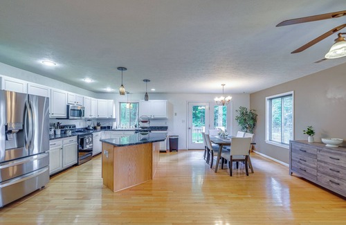 Linden House | Linden Family Home w/Yard < 5 Mi to Wineries!