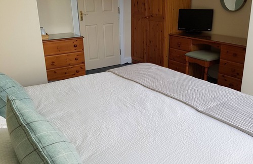 Stromness Bed & Breakfast | Lindisfarne Bed & Breakfast