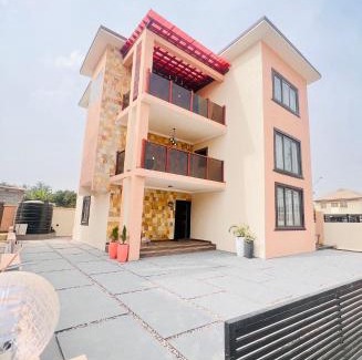 Accra Apartment | Lindsay Apartments - Diamond Block