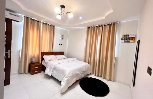Accra Apartment | Lindsay Apartments - Diamond Block