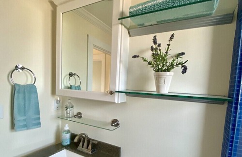 Block Island Cottage | Lindsey's Hideaway private cottage on West Side