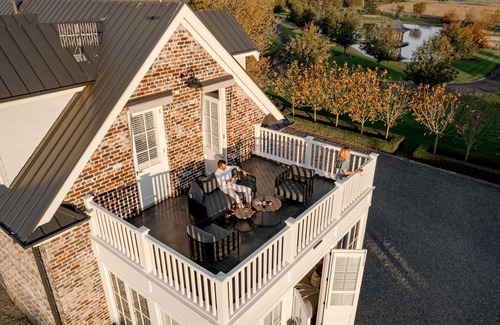 Berry House | Linnaeus Suite, Berry - by Linnaeus Collection