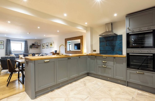 Linton-in-Craven Cottage | LINTON LAITHE, pet friendly, character holiday cottage in Threshfield