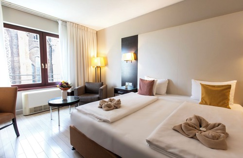 Istvanmezo Hotel | Lions Garden Hotel