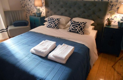 Pena Bed & Breakfast | Lisbon Garden Boutique Guest House